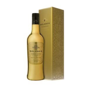Botella y estuche de Pacharán Belasco Oro 1580 navarro de Destilerías La Navarra